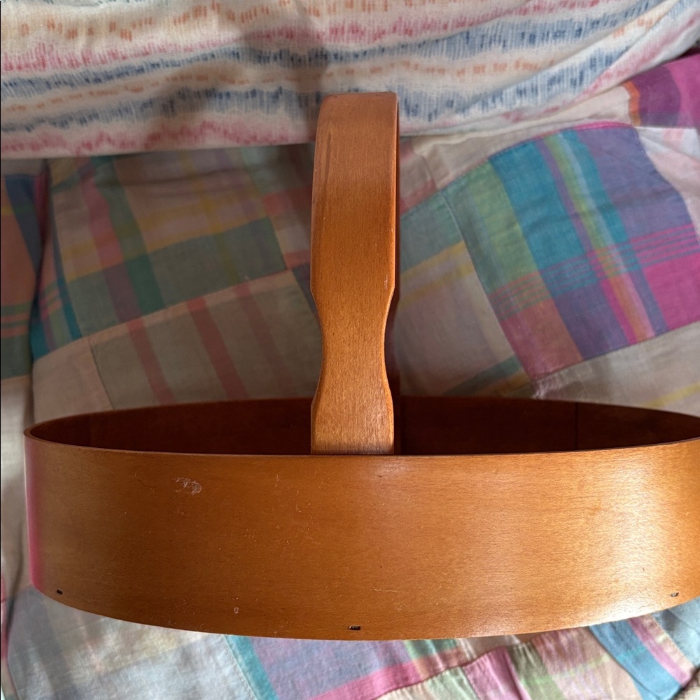 Gerald E Henn Shaker Wood Basket - Picture 4 of 16